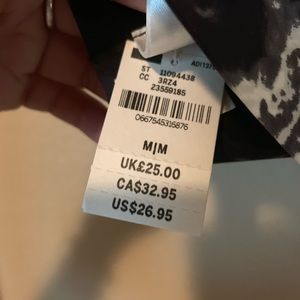 PINK Victoria's Secret Intimates & Sleepwear - PINK marble sports bra PINK Victoria's Secret Intimates & Sleepwear - PINK marble sports bra